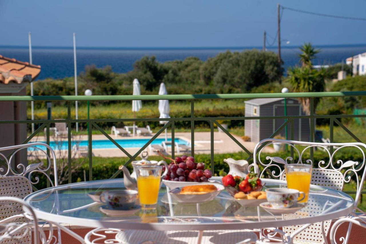 Monambeles Villas Svoronata Exterior foto